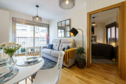 25146ad2ba7870a3dc7d8df923556950 - 1