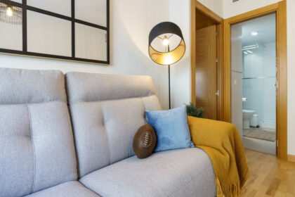 25146ad2ba7870a3dc7d8df923556950 - 4