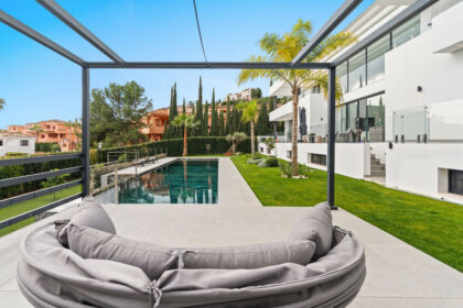 25bdd6969ad31ce615ff7e414b7099ad - 11