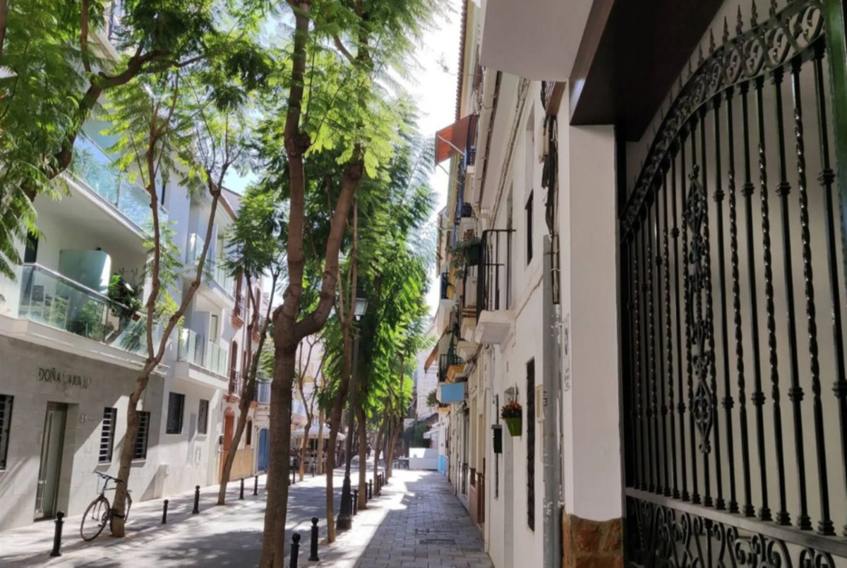 25c775cb6f20256afbb531269afd2e30 - 29