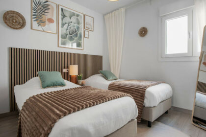 26e46368a1a4d380a5ecb5f39a6e0498 - 15