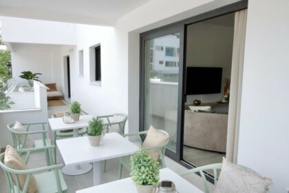 26e46368a1a4d380a5ecb5f39a6e0498 - 18