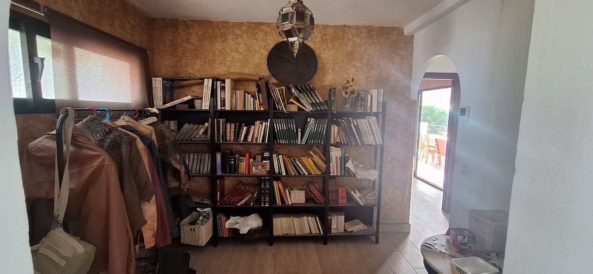 26e9c765898747e49292489b605c47fb - 19