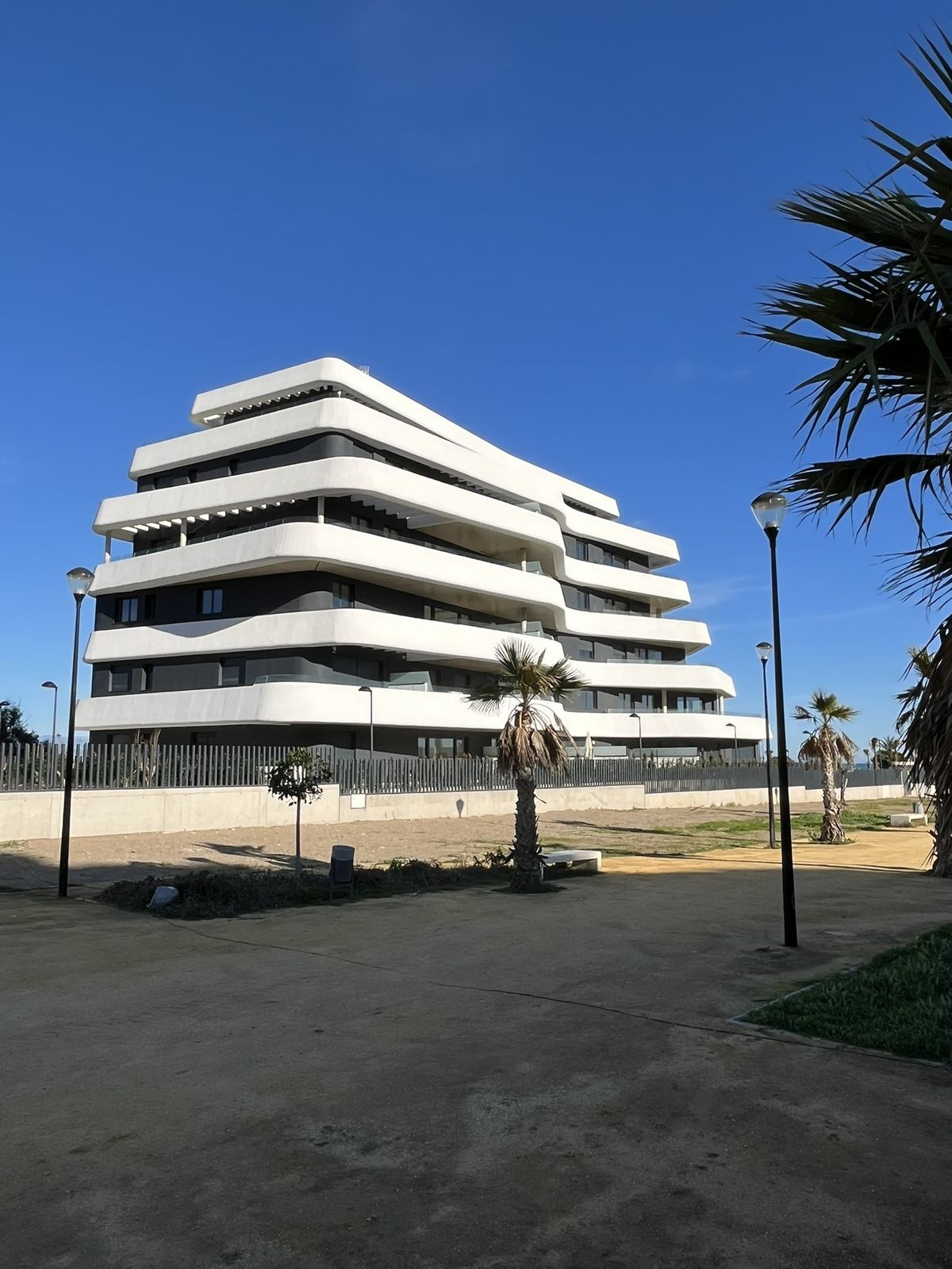 271bf4192abc34c96d112d674a69bf46 - 77