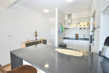 271d3cd0d2f12bc5bbf174c6b8438a31 - 12