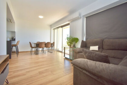 271d3cd0d2f12bc5bbf174c6b8438a31 - 15