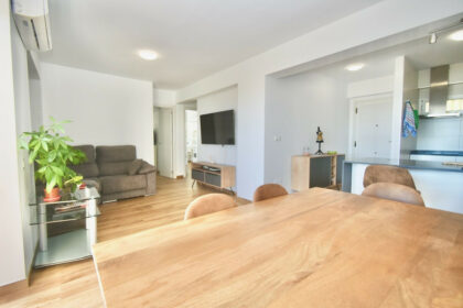 271d3cd0d2f12bc5bbf174c6b8438a31 - 7