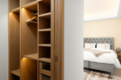 284f63db26517a58f9726c012192534e - 13