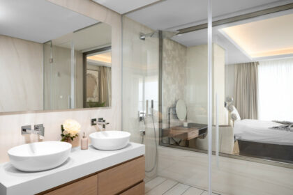 284f63db26517a58f9726c012192534e - 16