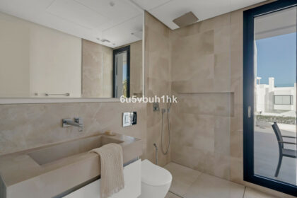 28d774bdd49614104c93c759f5ef7126 - 26