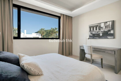 28d774bdd49614104c93c759f5ef7126 - 32