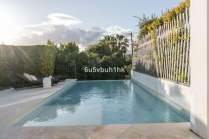 28d774bdd49614104c93c759f5ef7126 - 48