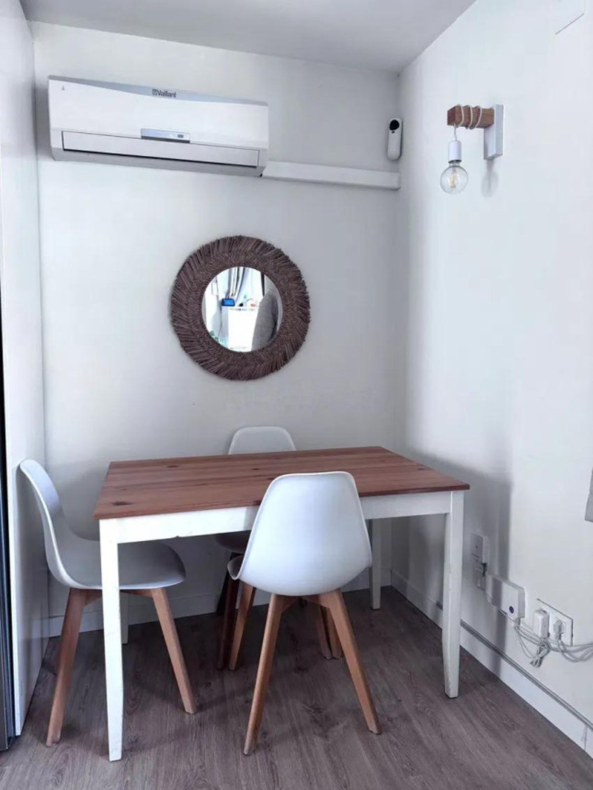 28e74aca24c28d38eefe5ee5251909d8 - 11