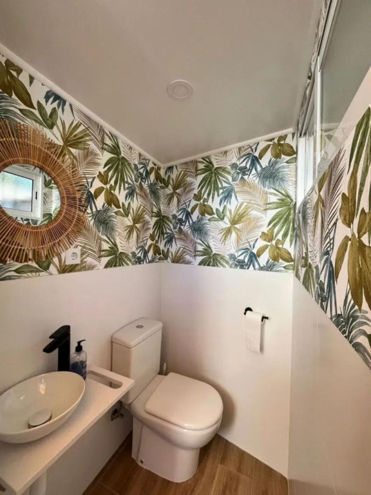 28e74aca24c28d38eefe5ee5251909d8 - 12