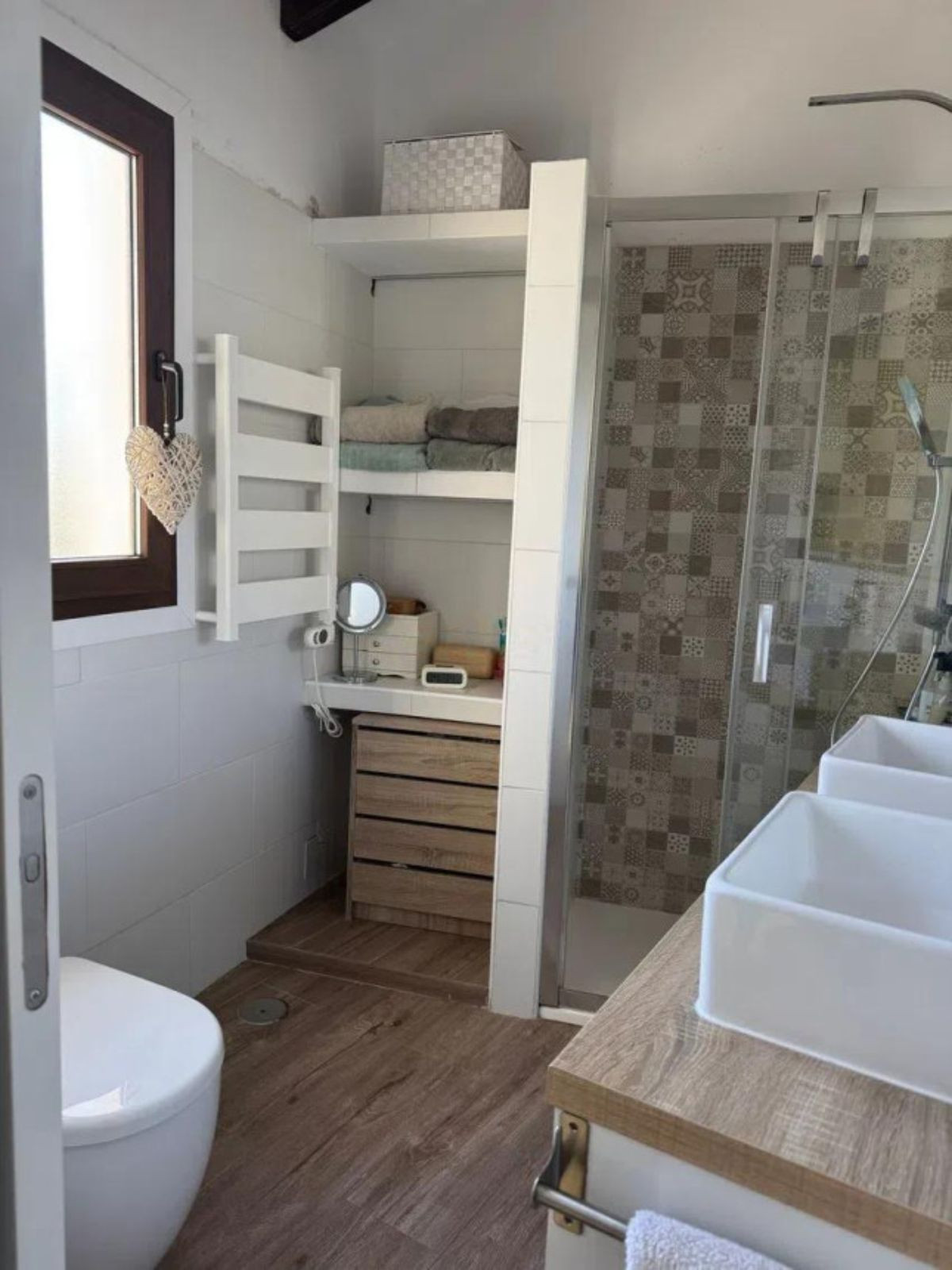 28e74aca24c28d38eefe5ee5251909d8 - 15