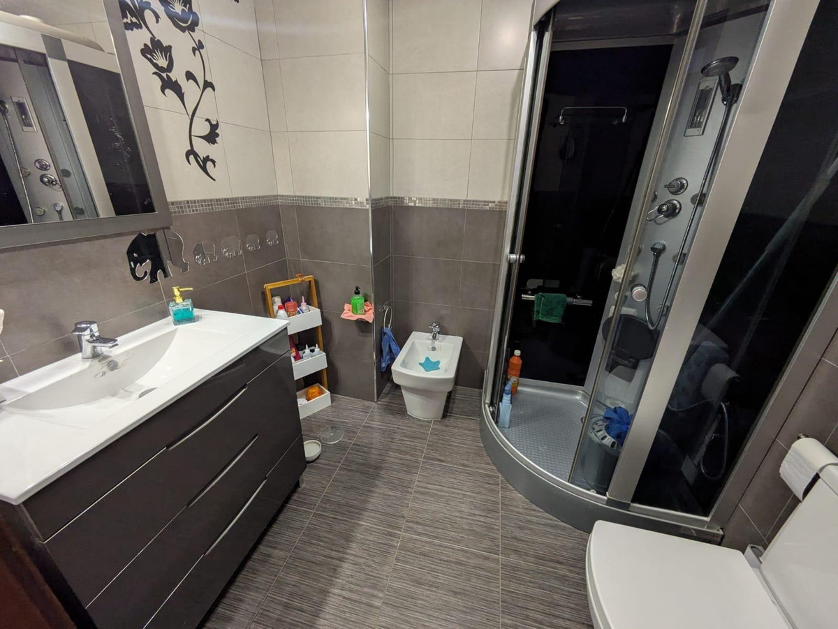 29a8be00a1f0c0dbf398a821c40930cd - 20