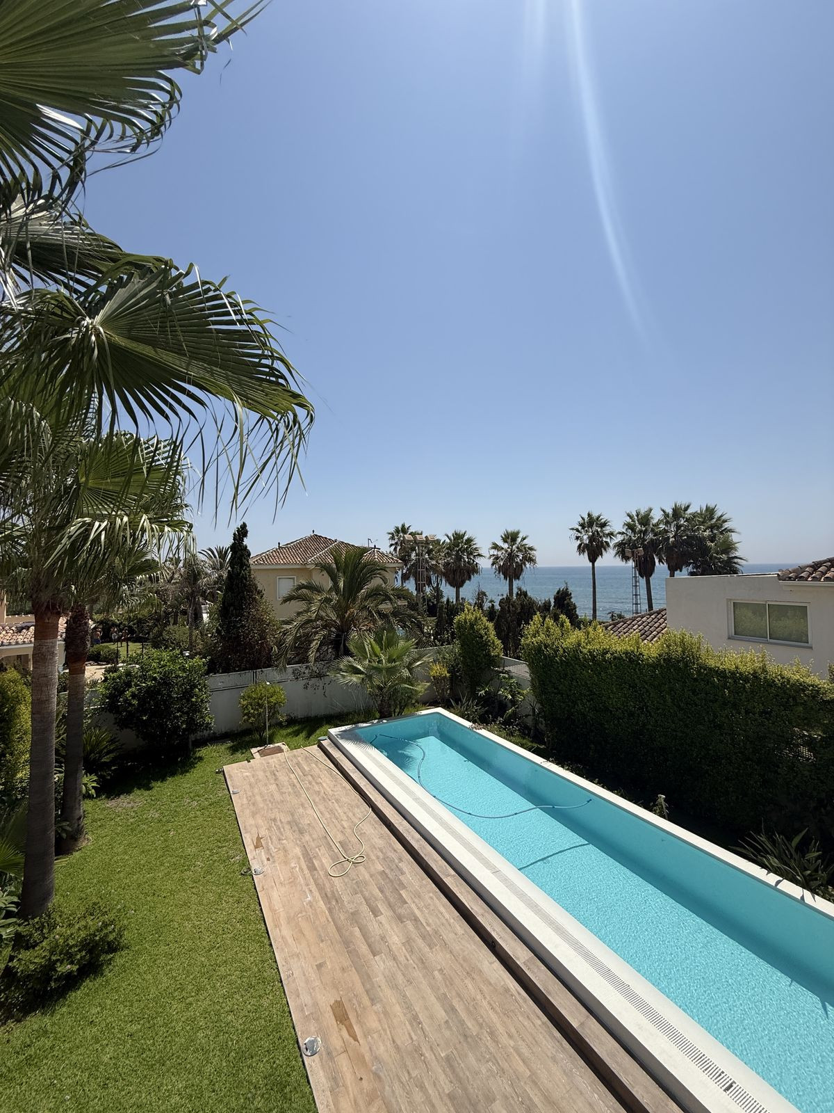 2a60441e2a4fe5f042c76d1dd4bb1963 - 1