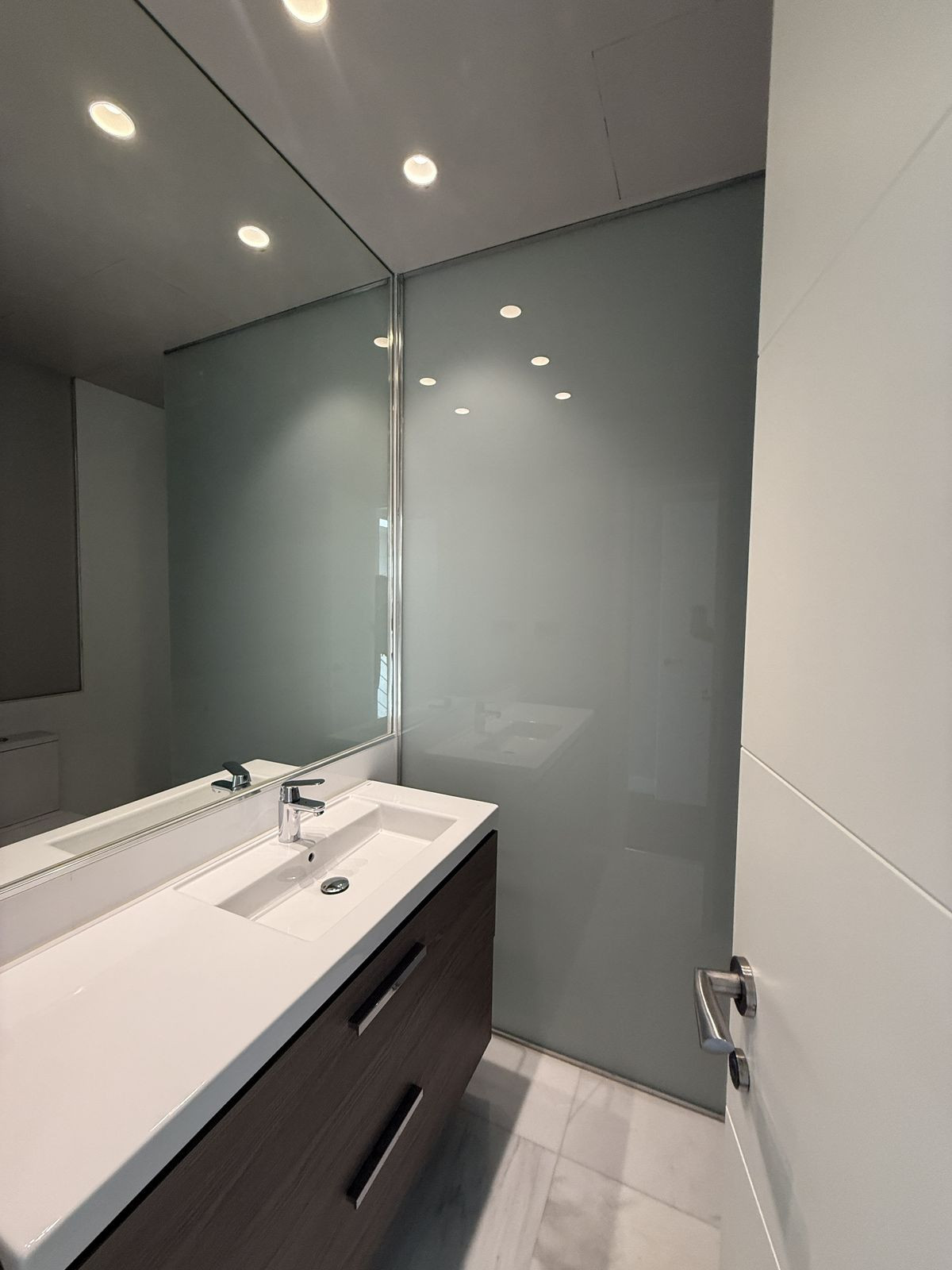 2a60441e2a4fe5f042c76d1dd4bb1963 - 21