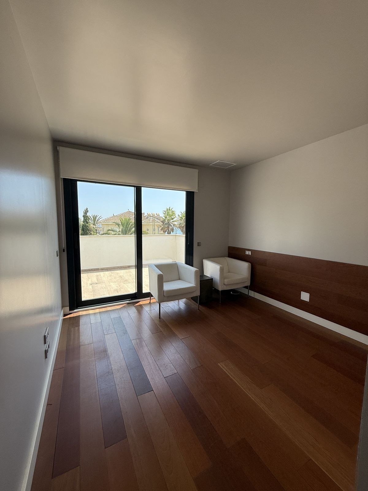 2a60441e2a4fe5f042c76d1dd4bb1963 - 22