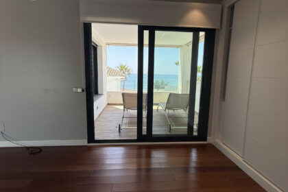 2a60441e2a4fe5f042c76d1dd4bb1963 - 27