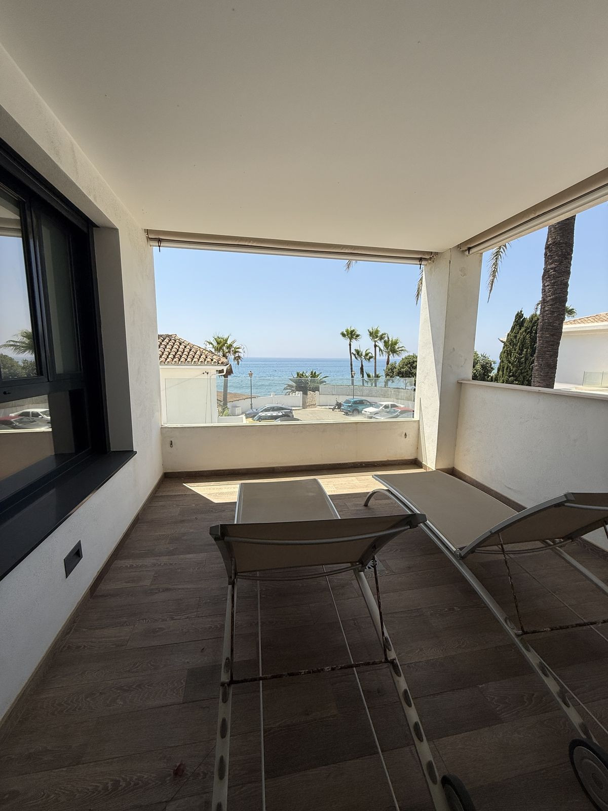 2a60441e2a4fe5f042c76d1dd4bb1963 - 28