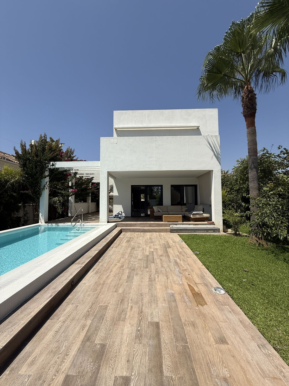 2a60441e2a4fe5f042c76d1dd4bb1963 - 4