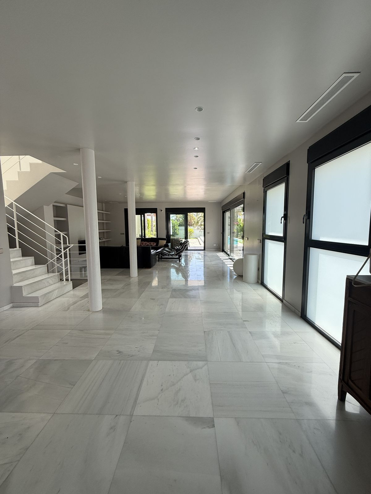 2a60441e2a4fe5f042c76d1dd4bb1963 - 6