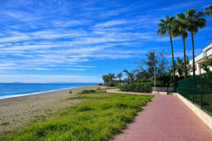 2a8adbf8b93919181a8b87496abf8d1b - 16