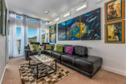 2abcd68dfd8279794252b51942e5e979 - 20