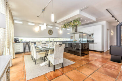 2abcd68dfd8279794252b51942e5e979 - 22