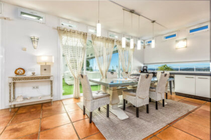 2abcd68dfd8279794252b51942e5e979 - 27