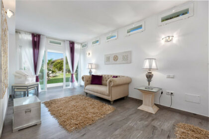 2abcd68dfd8279794252b51942e5e979 - 28