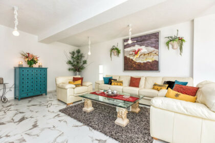 2abcd68dfd8279794252b51942e5e979 - 43