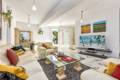 2abcd68dfd8279794252b51942e5e979 - 44