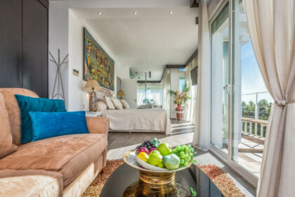 2abcd68dfd8279794252b51942e5e979 - 48