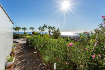 2abcd68dfd8279794252b51942e5e979 - 62