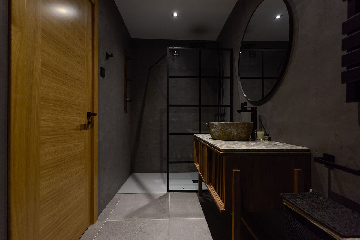 2af20327332b8a2687578602266b961d - 31