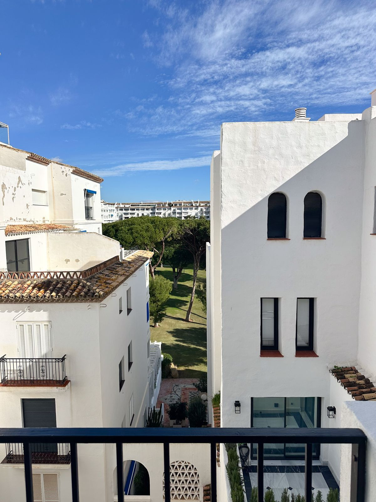 2af20327332b8a2687578602266b961d - 33