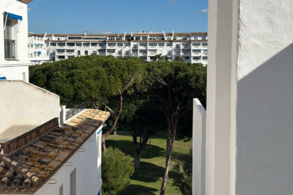 2af20327332b8a2687578602266b961d - 35