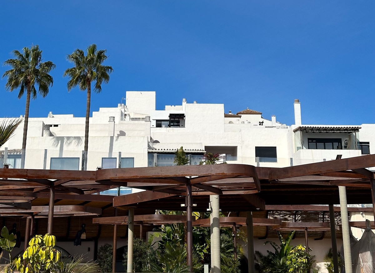 2af20327332b8a2687578602266b961d - 43