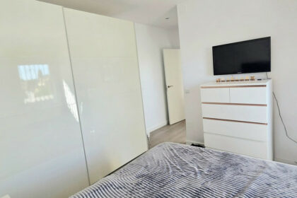 2b1de54301eebbdfad750d8dd0884b36 - 20