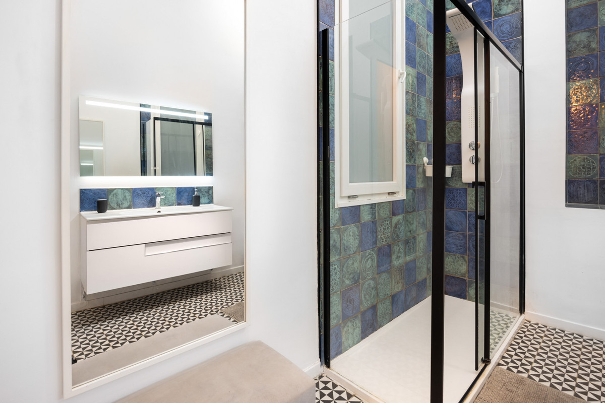 2b631b25ba59b9cc8246f4b6a2631ceb - 28