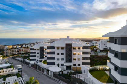 2c72fb6a6e0dc578565d7599cf94a8e5 - 13