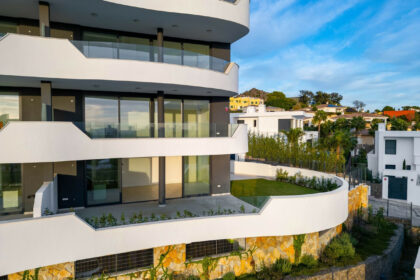 2c72fb6a6e0dc578565d7599cf94a8e5 - 9