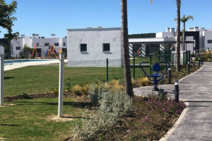 2dcef659803fed0c469c97eb77d28667 - 37