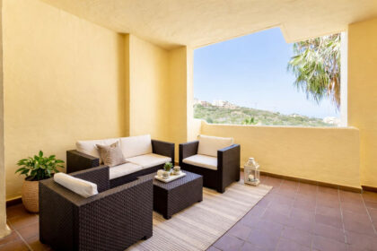 2e918c936aef4bfa9d9527f6292571b7 - 12