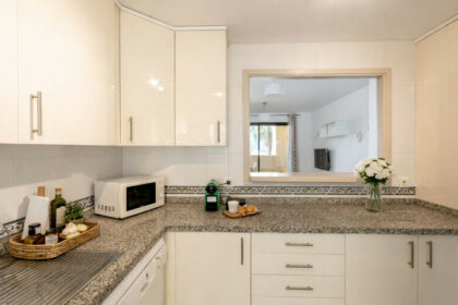 2e918c936aef4bfa9d9527f6292571b7 - 16