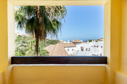 2e918c936aef4bfa9d9527f6292571b7 - 22