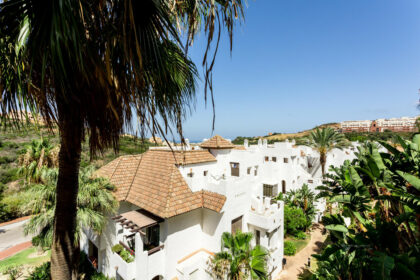 2e918c936aef4bfa9d9527f6292571b7 - 23