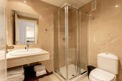 2e918c936aef4bfa9d9527f6292571b7 - 26